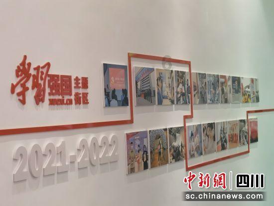 小猫钓鱼游戏龙王版有船